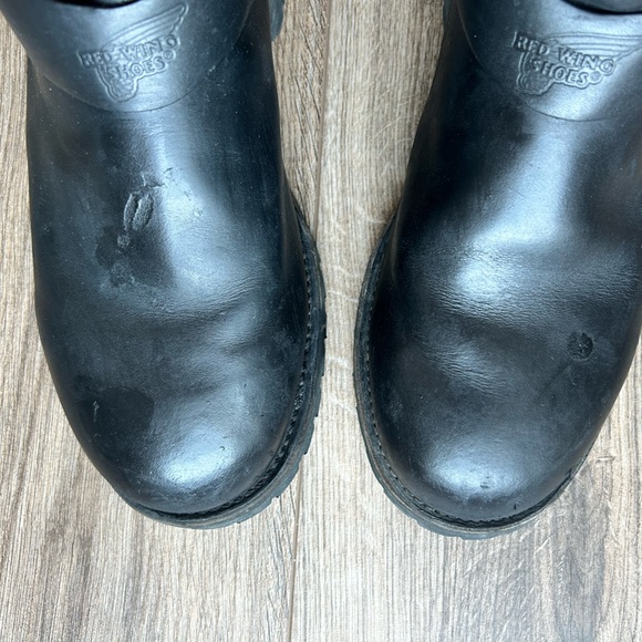 Red Wing 977 Pull On Black Leather Ankle Biker Boots | 10.5 - Picture 3 of 10